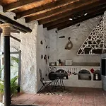 Casa Rustica Frente Al Teide Rustic House Facing Mount Teide *