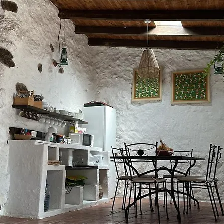 Semesterbostad Casa Rustica Frente Al Teide Rustic House Facing Mount Teide *