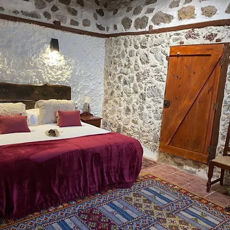 Casa Rustica Frente Al Teide Rustic House Facing Mount Teide * El Tanque