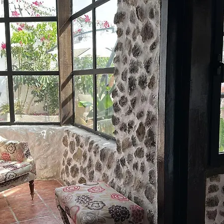 Casa Rustica Frente Al Teide Rustic House Facing Mount Teide Semesterbostad El Tanque