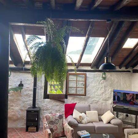 Tatil Evi Casa Rustica Frente Al Teide Rustic House Facing Mount Teide El Tanque